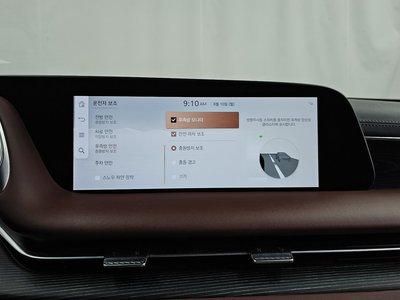 2023 Genesis G90 (RS4) thumbnail 16