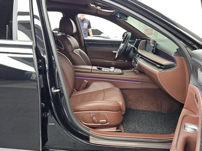 2023 Genesis G90 (RS4) thumbnail 11