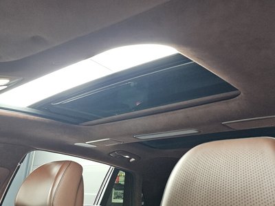 2023 Genesis G90 (RS4) thumbnail 18
