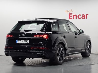 2026 AUDI Q7 — фото 4