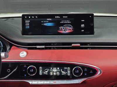 2022 Genesis GV70 — миниатюра 25