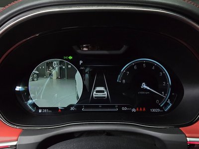 2022 Genesis GV70 — миниатюра 11