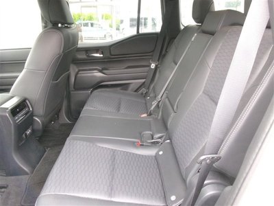 صورة مصغرة 27 لـ 2025 Toyota LAND CRUISER 250