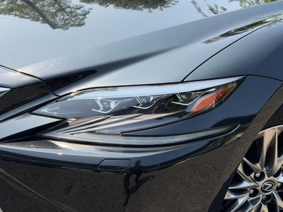 2018 Lexus LS photo 5