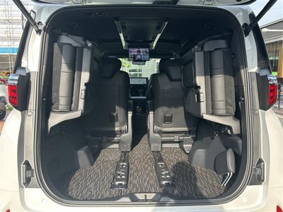 2026 Toyota ALPHARD thumbnail 25