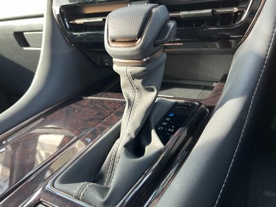 2025 Toyota ALPHARD 缩略图 36