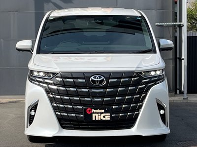 2025 Toyota ALPHARD — фото 10