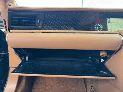 صورة مصغرة 40 لـ 2017 Lexus LC