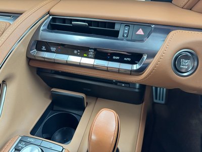صورة مصغرة 33 لـ 2017 Lexus LC
