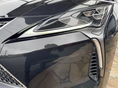 صورة مصغرة 56 لـ 2017 Lexus LC
