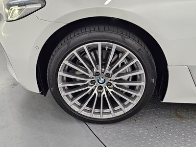 2022 BMW 6 SERIES GT — фото 6