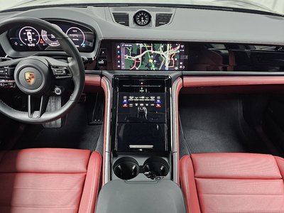 PORSCHE PANAMERA - 5