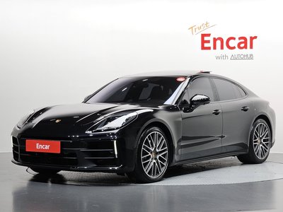 PORSCHE PANAMERA - 1