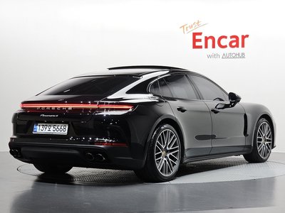 PORSCHE PANAMERA - 3