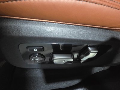 2026 BMW X7 缩略图 12