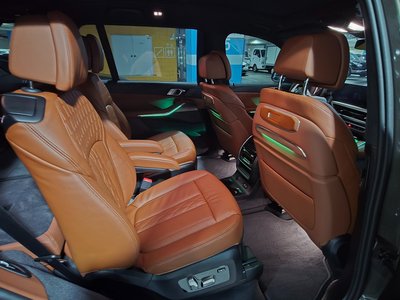 2026 BMW X7 缩略图 18