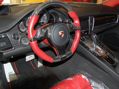 2011 Porsche PANAMERA — миниатюра 12