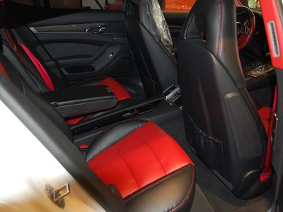 2011 Porsche PANAMERA — миниатюра 13