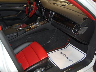 2011 Porsche PANAMERA — миниатюра 16