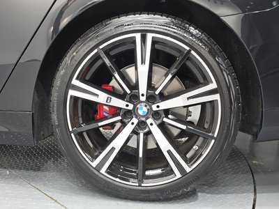 BMW 5 SERIES - 8