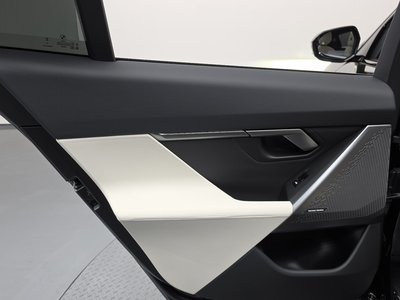 2025 BMW 5 SERIES — миниатюра 15