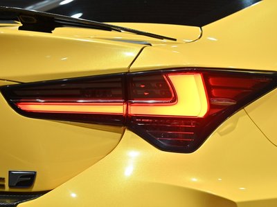 2022 Lexus RC F — миниатюра 28
