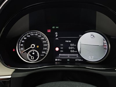 2024 Genesis GV70 photo 8