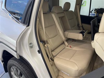 2024 Toyota LAND CRUISER 300 — миниатюра 19