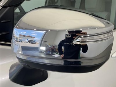 2024 Toyota LAND CRUISER 300 — миниатюра 29