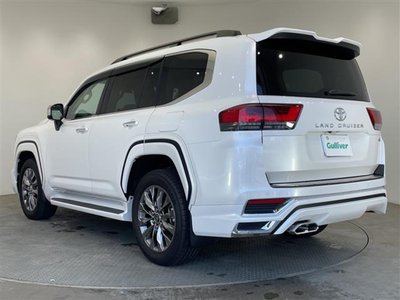 2024 Toyota LAND CRUISER 300 — миниатюра 36