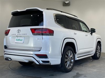 2024 Toyota LAND CRUISER 300 — миниатюра 26