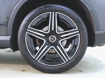 2025 Mercedes-BENZ GLC — миниатюра 31