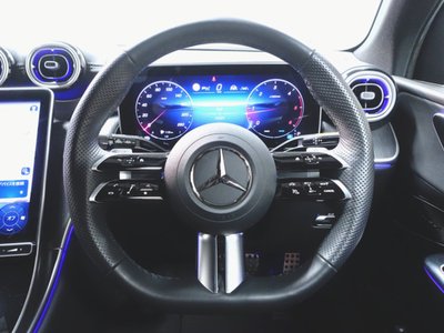 2025 Mercedes-BENZ GLC — миниатюра 13