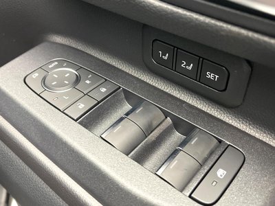 TOYOTA LAND CRUISER 250 - 7