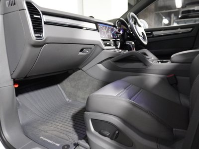 2022 Porsche CAYENNE 缩略图 16