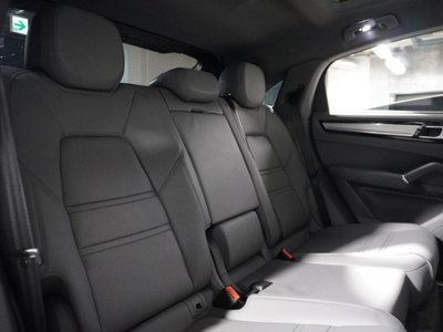 2022 Porsche CAYENNE 缩略图 18