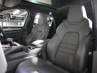 2022 Porsche CAYENNE 缩略图 17