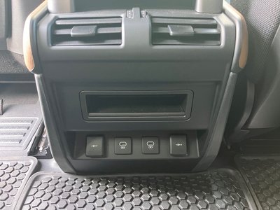 صورة مصغرة 57 لـ 2021 LAND Rover DEFENDER