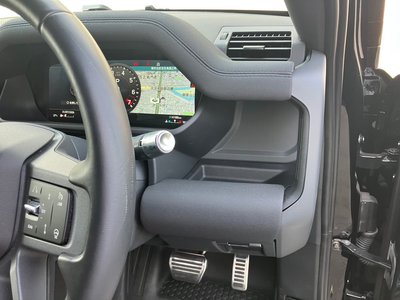 صورة مصغرة 35 لـ 2021 LAND Rover DEFENDER