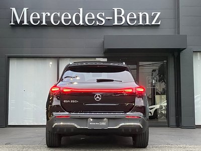 MERCEDES-BENZ EQA - 5