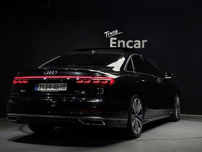 AUDI A8 - 4