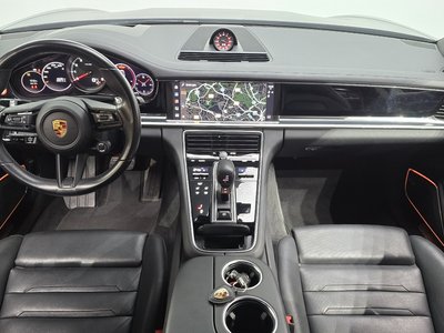 PORSCHE PANAMERA - 5