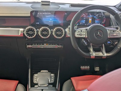 MERCEDES-BENZ GLB AMG - 9