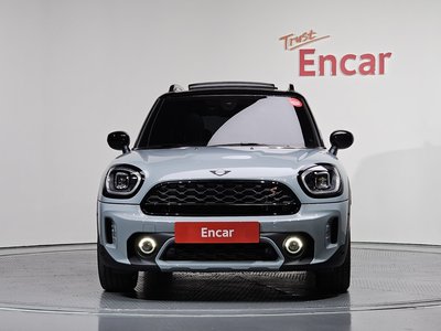 MINI COUNTRYMAN - 3