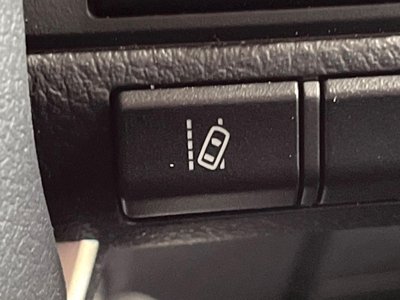 TOYOTA LAND CRUISER 70 - 6