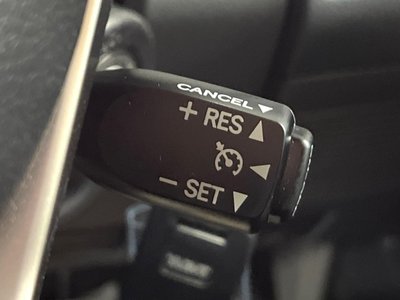 TOYOTA LAND CRUISER 70 - 5