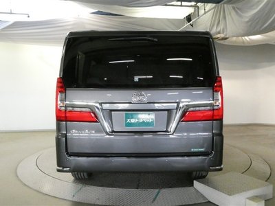 TOYOTA GRAND ACE - 7