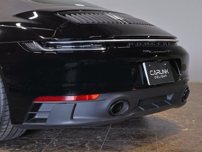 PORSCHE 911 - 8