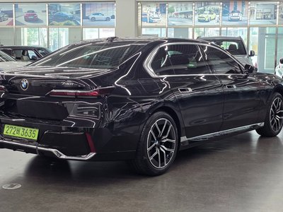 BMW 7 SERIES - 5