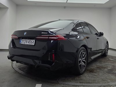BMW 5 SERIES - 5